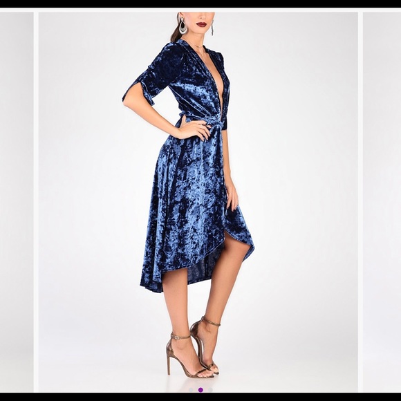 Carla by Rozarancio Royal Blue Tuilip-Hem Plunge Neck Dress Size 4 - Picture 2 of 7